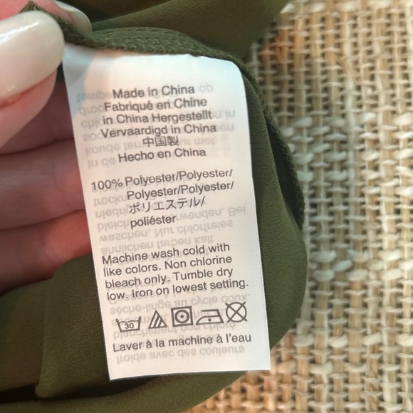 🫒EUC - J.CREW TANK🫒 - Picture 10 of 12